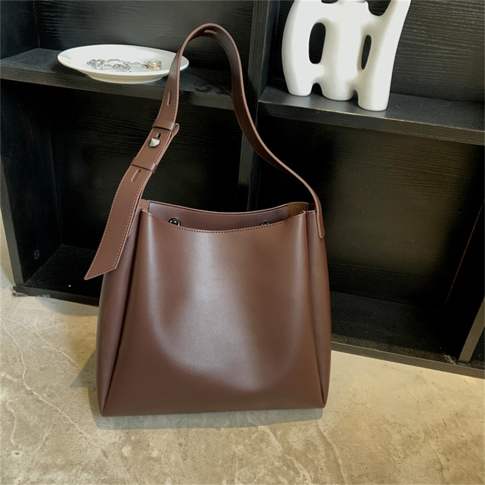 The Vivienne Tote